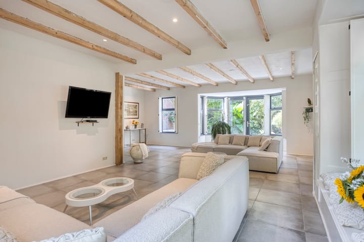 Foto 17 van Westeinde 303