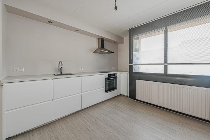 Foto 24 van Regenboogsingel 49