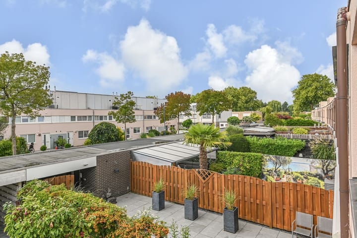 Foto 32 van Regenboogsingel 49