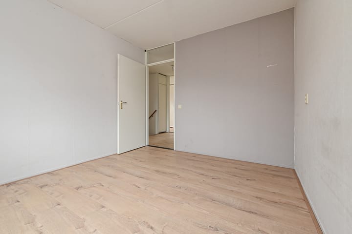 Foto 43 van Regenboogsingel 49