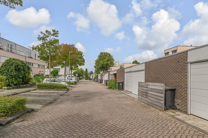 Foto 45 van Regenboogsingel 49