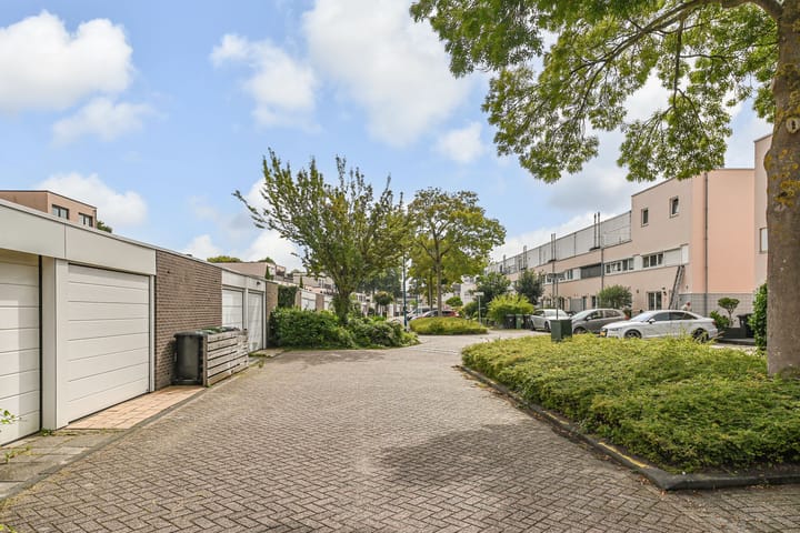 Foto 46 van Regenboogsingel 49