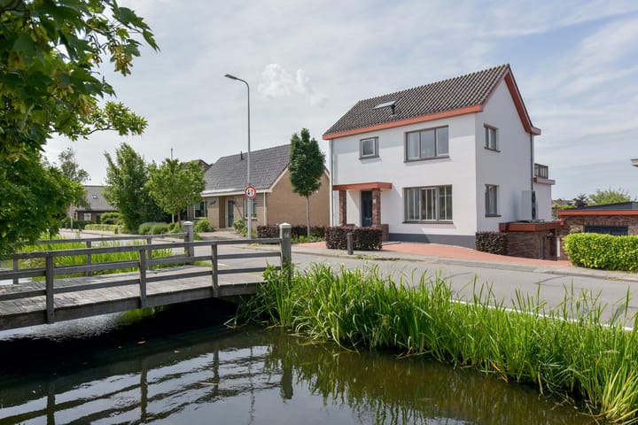 Photo 49 of Dorpsstraat 93