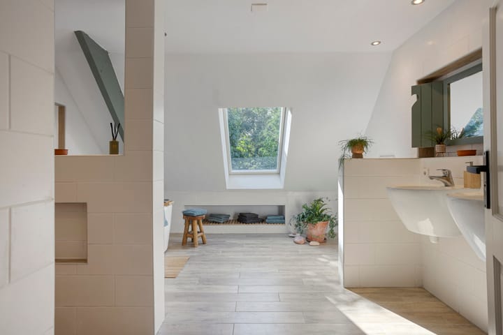 Foto 43 van Westeinde 303