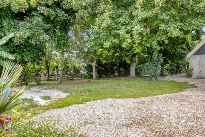 Foto 80 van Westeinde 303