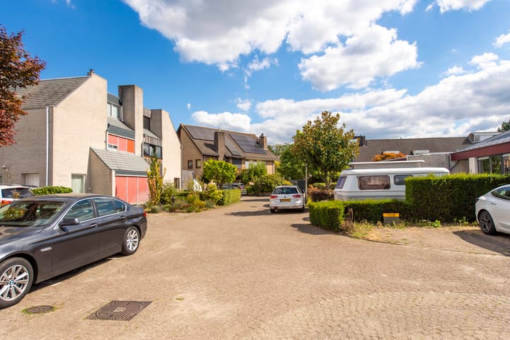 Photo 9 of Tongelreep 11