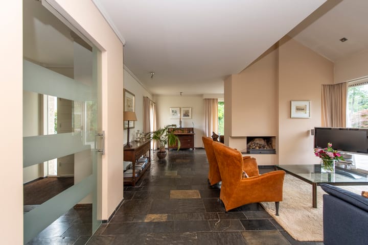 Photo 12 of Tongelreep 11