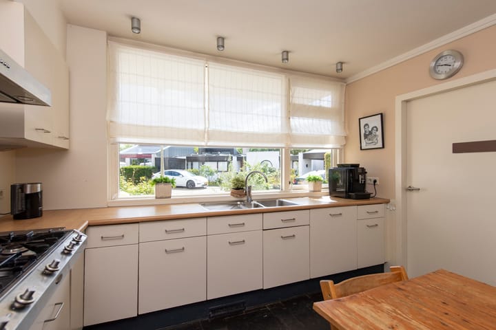 Photo 20 of Tongelreep 11