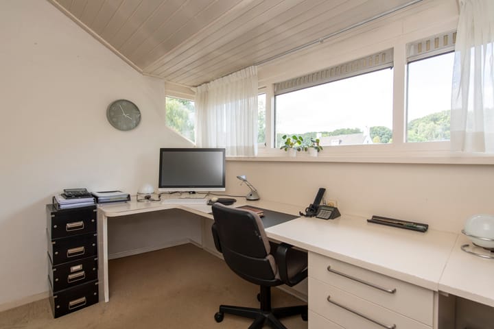 Photo 34 of Tongelreep 11