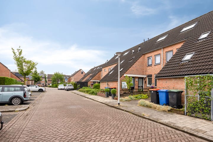 Foto 4 van Van Harenmarke 8