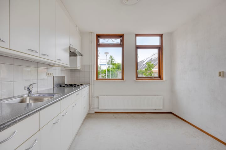 Foto 10 van Van Harenmarke 8