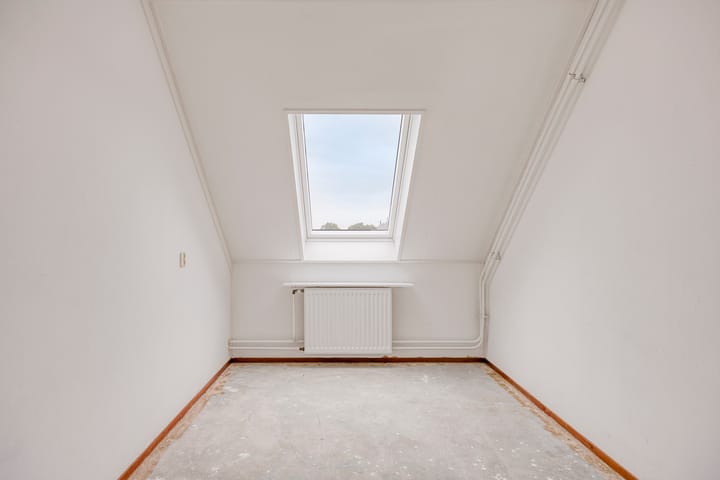 Foto 21 van Van Harenmarke 8