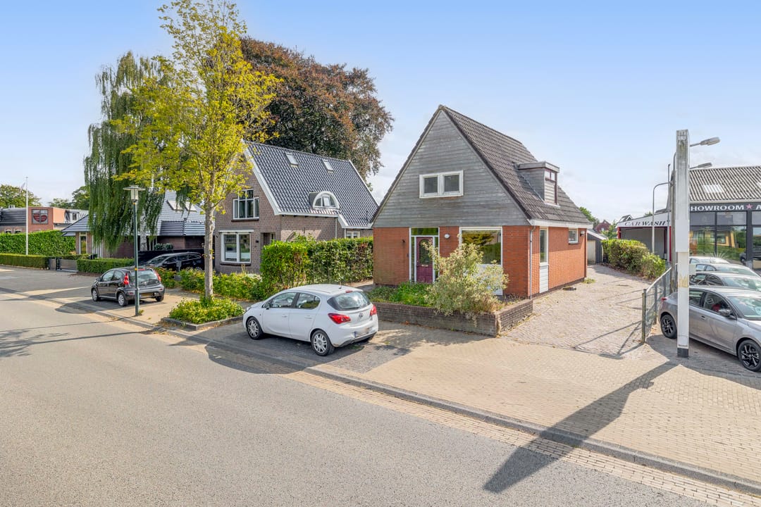 Photo 32 of Kommisjewei 133