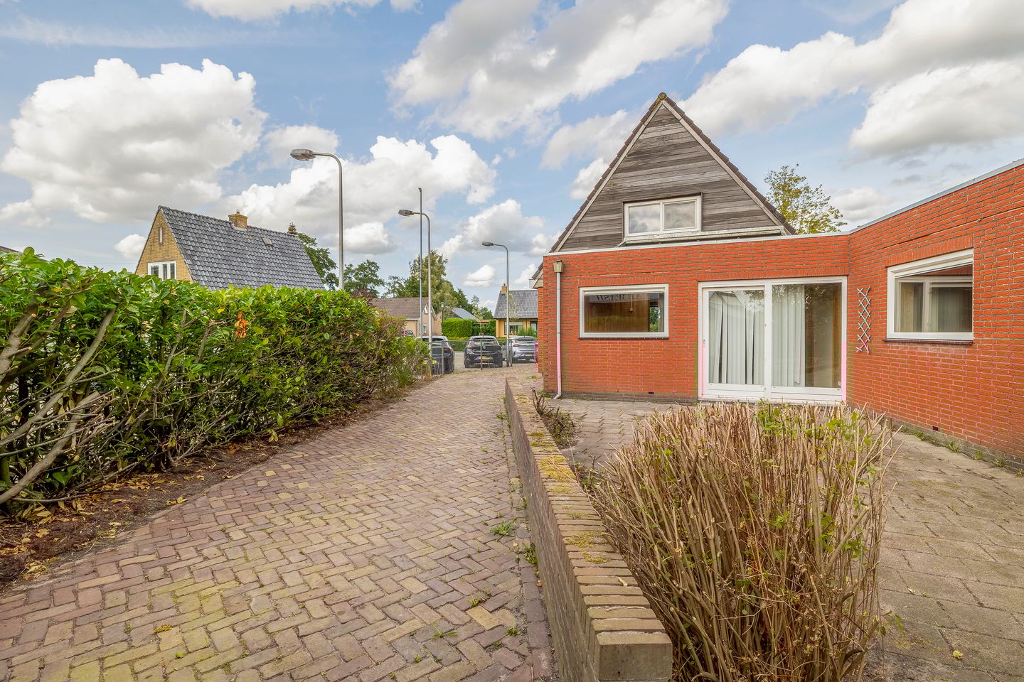 Photo 34 of Kommisjewei 133