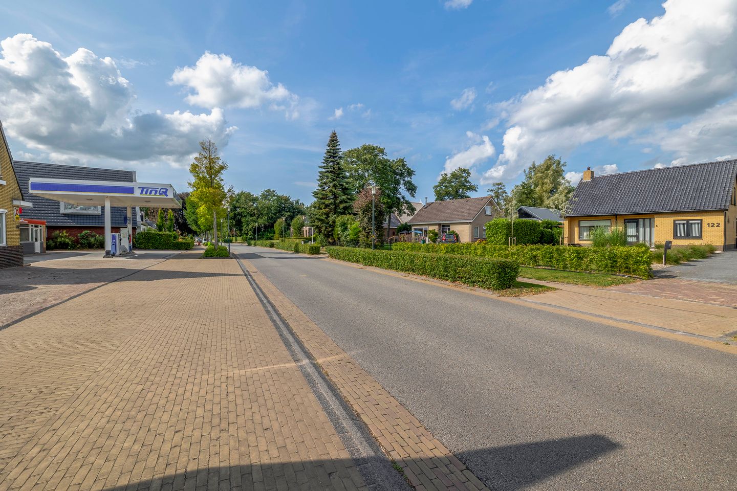 Photo 40 of Kommisjewei 133