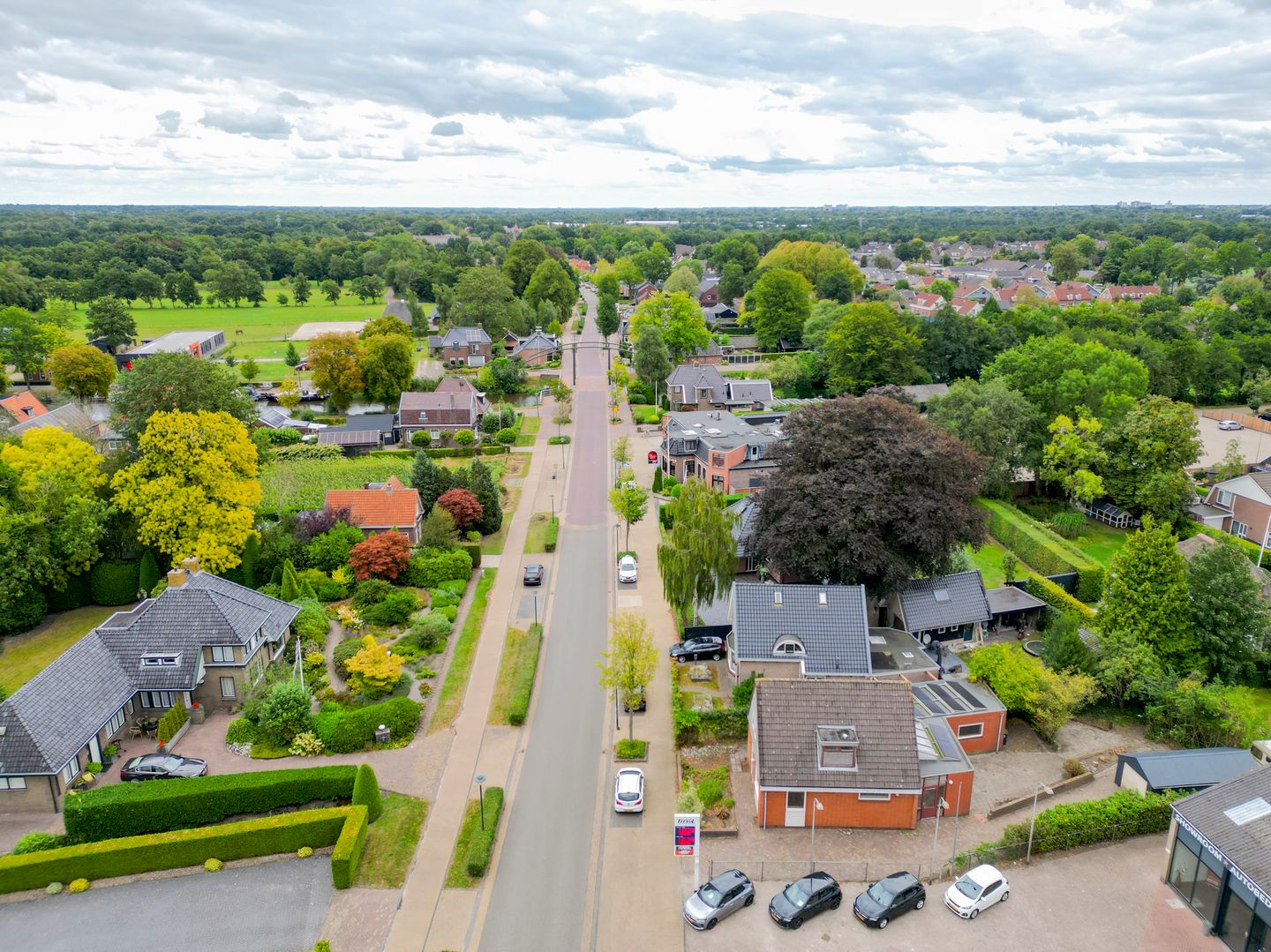 Photo 44 of Kommisjewei 133