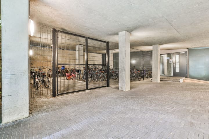 Photo 13 of Raoul Wallenbergstraat 137