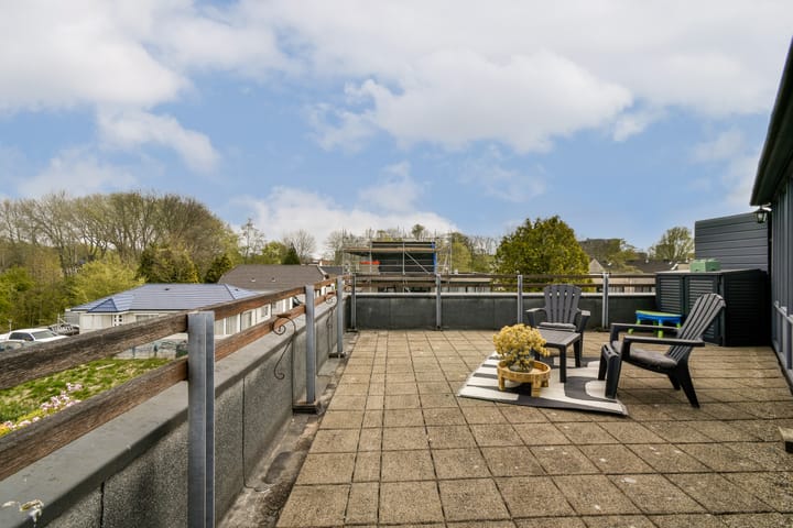 Photo 33 of Haya van Someren-Downerstraat 1