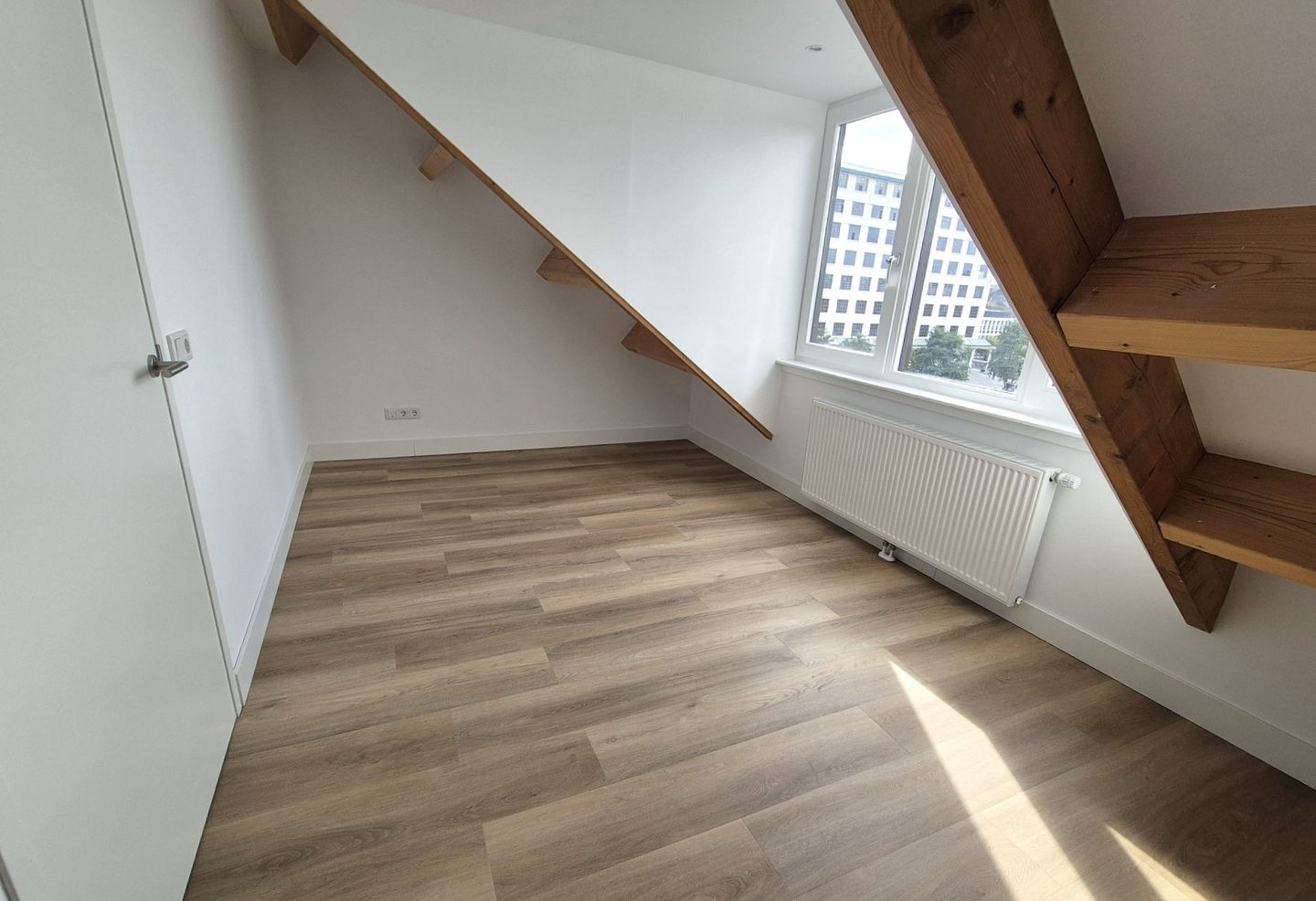 Foto 20 van Petrus Regoutplein 22-D06