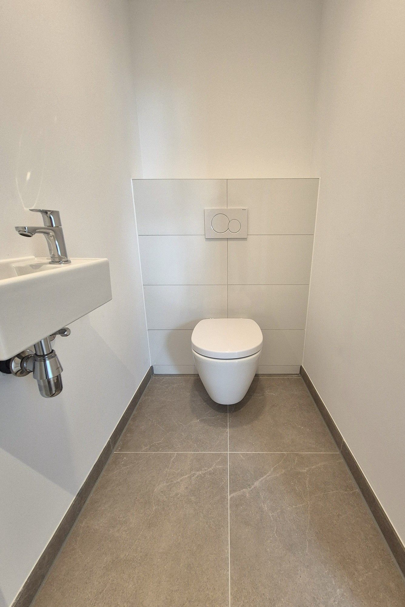 Photo 9 of Petrus Regoutplein 22-D10