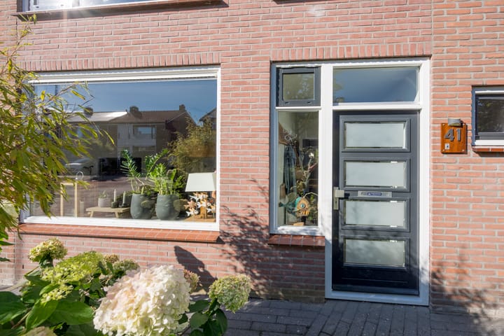 Foto 5 van De Ruyterstraat 41