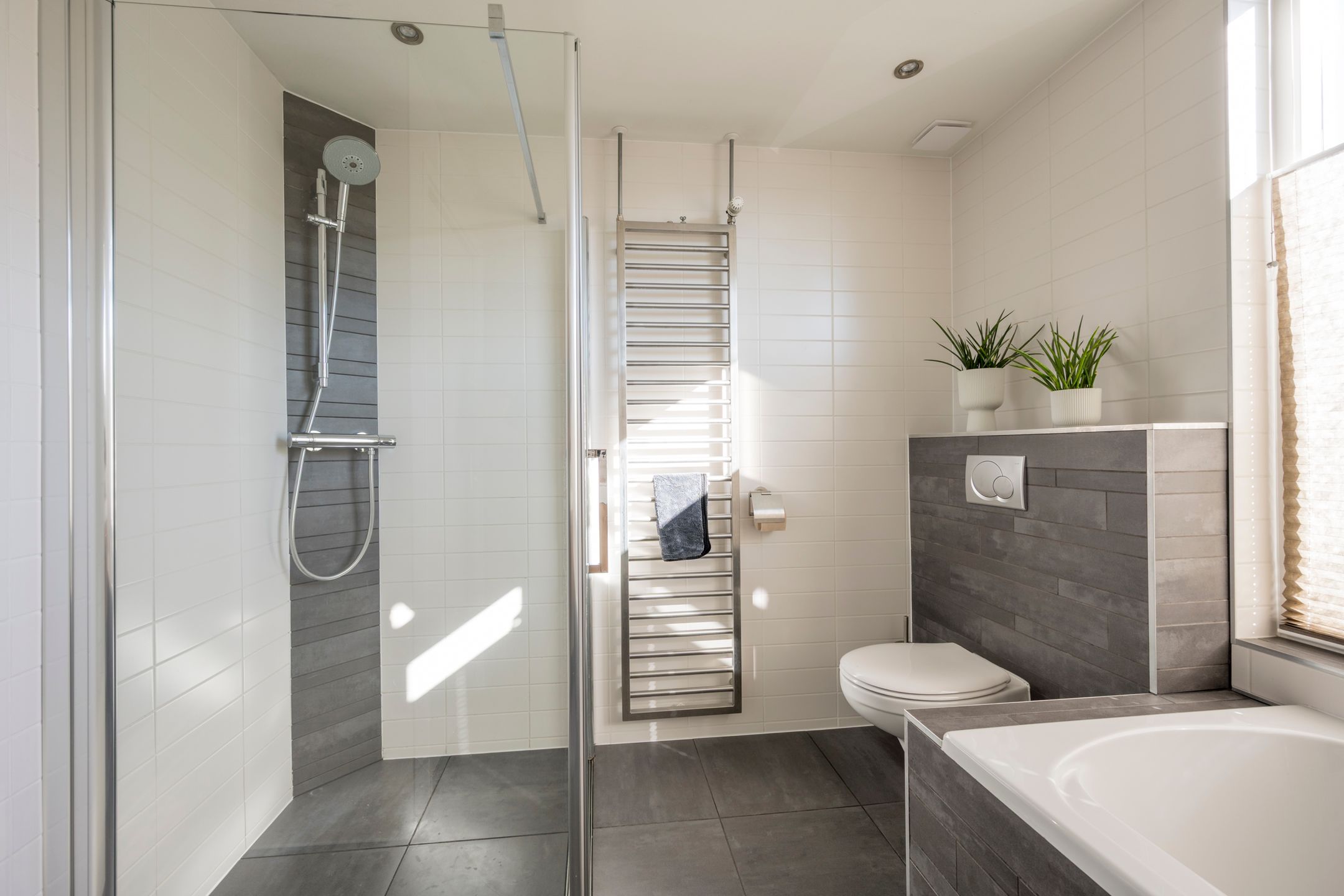 Photo 24 of De Ruyterstraat 41