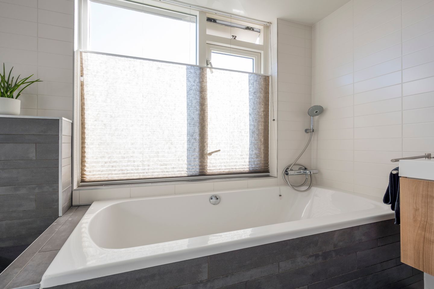 Photo 25 of De Ruyterstraat 41