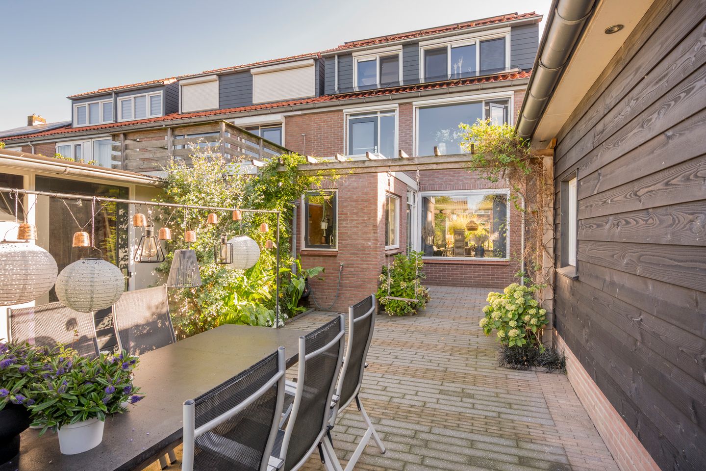 Photo 34 of De Ruyterstraat 41