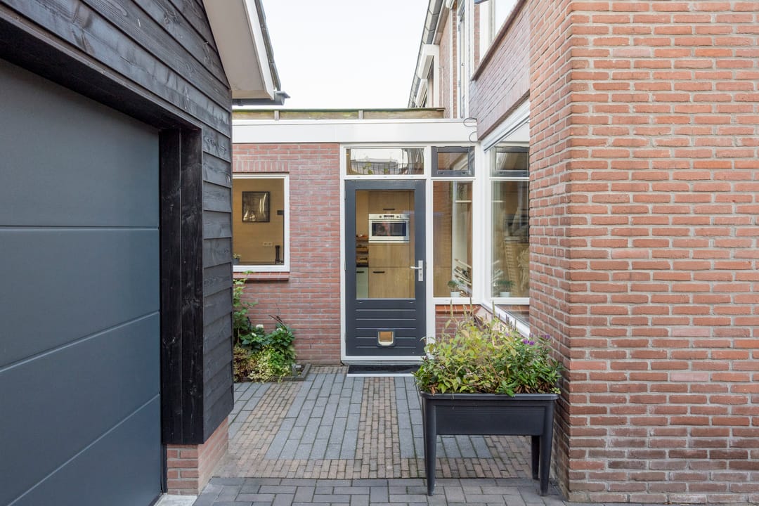 Photo 38 of De Ruyterstraat 41