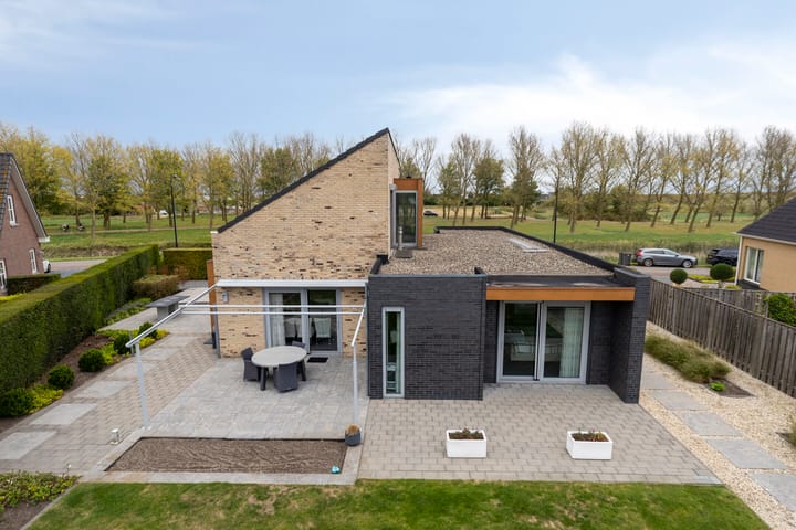 Photo 42 of Carel Fabritiuslaan 39