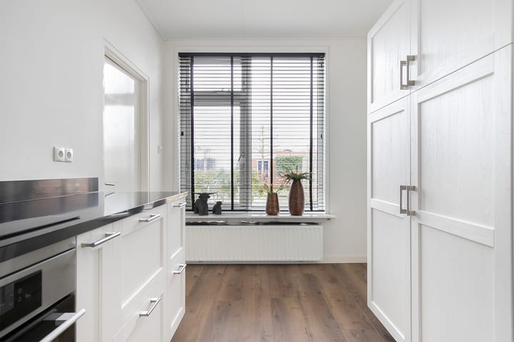 Photo 11 of Torenstraat 23