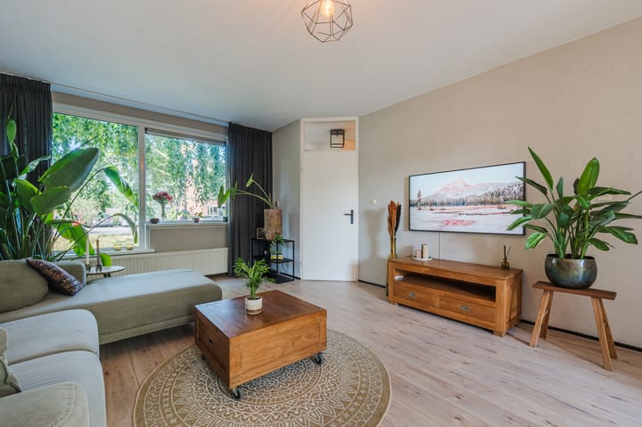 Foto 8 van Zwaluwweg 125