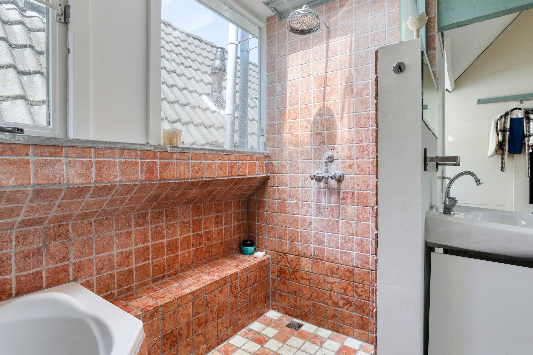 Foto 18 van Nieuwe Binnenweg 207-B02