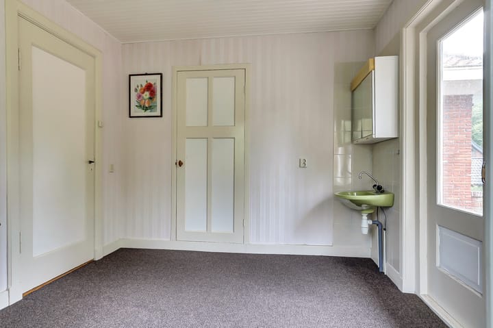 Photo 48 of Van Reenenpark 5