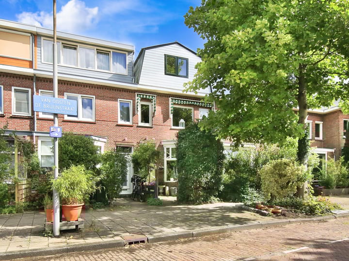 Foto 1 van Van Oosten de Bruijnstraat 159