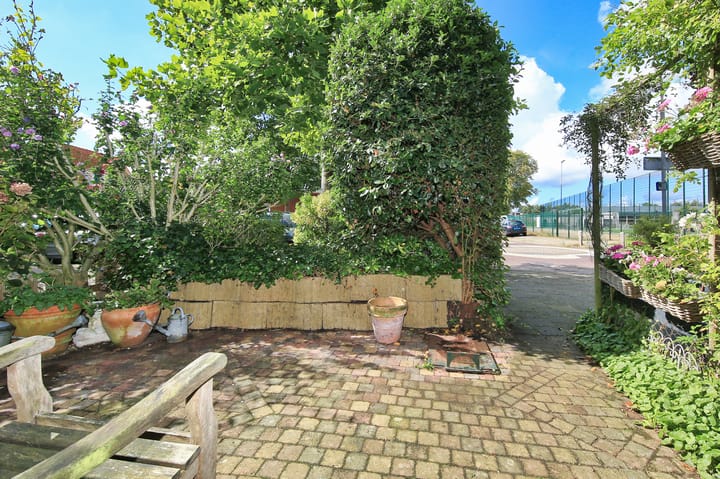 Foto 47 van Van Oosten de Bruijnstraat 159