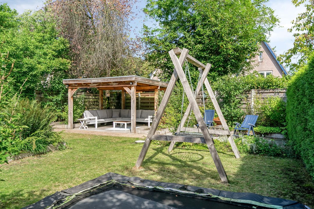 Photo 32 of Petenbos 25