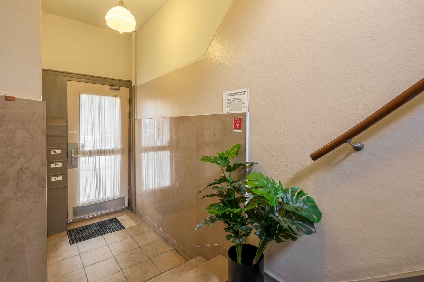 Photo 10 of Rochussenstraat 137-B