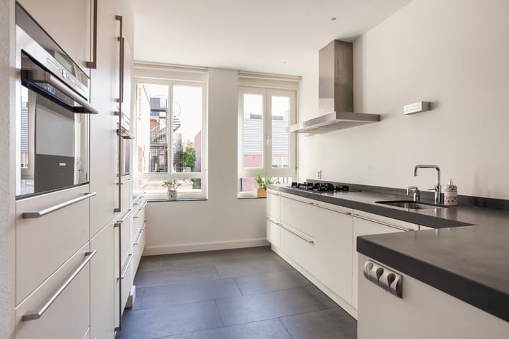 Foto 10 van Hoge Rijndijk 4-5