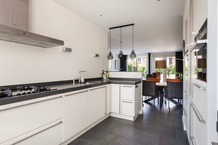 Foto 12 van Hoge Rijndijk 4-5