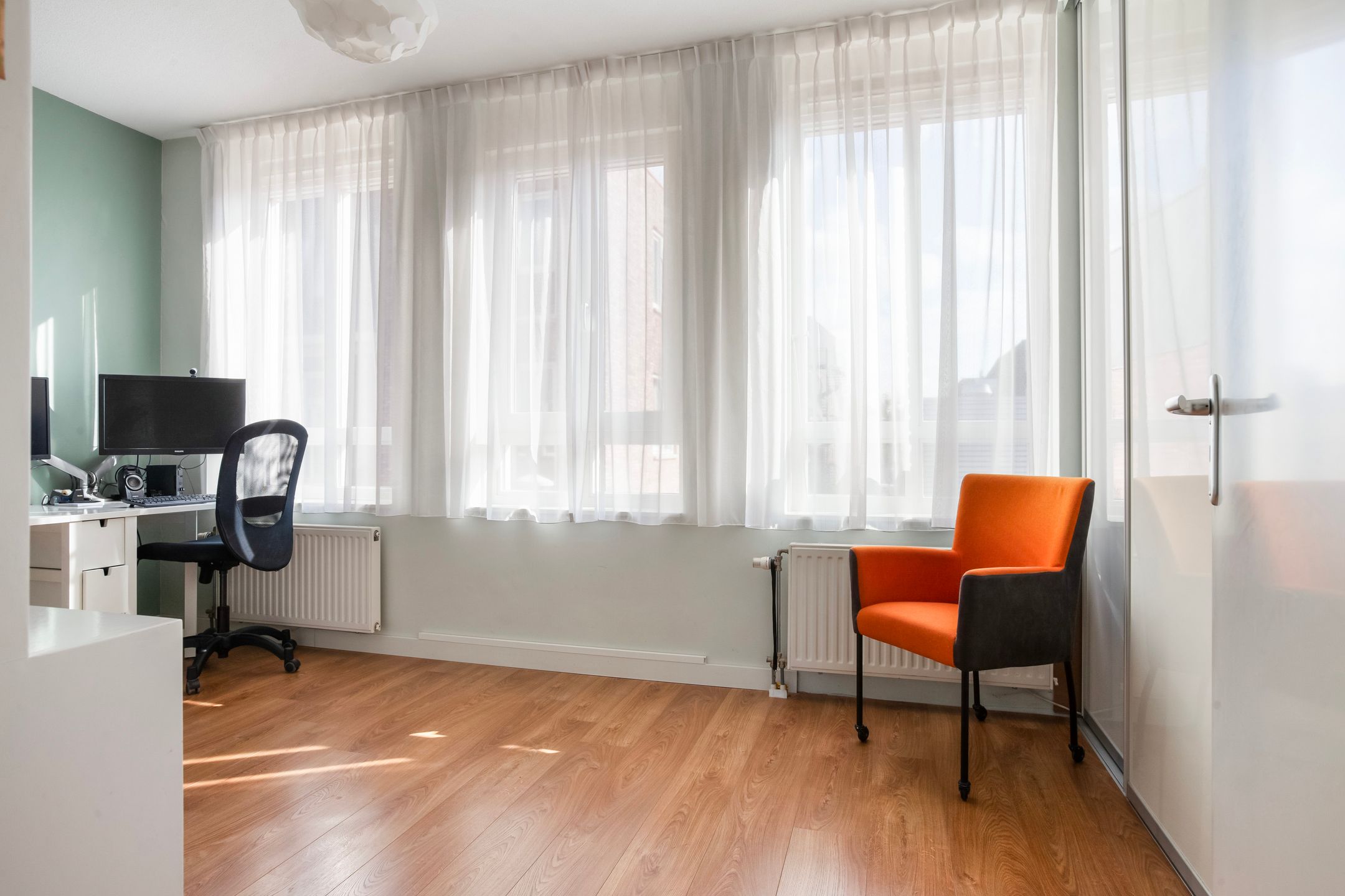 Photo 15 of Hoge Rijndijk 4-5