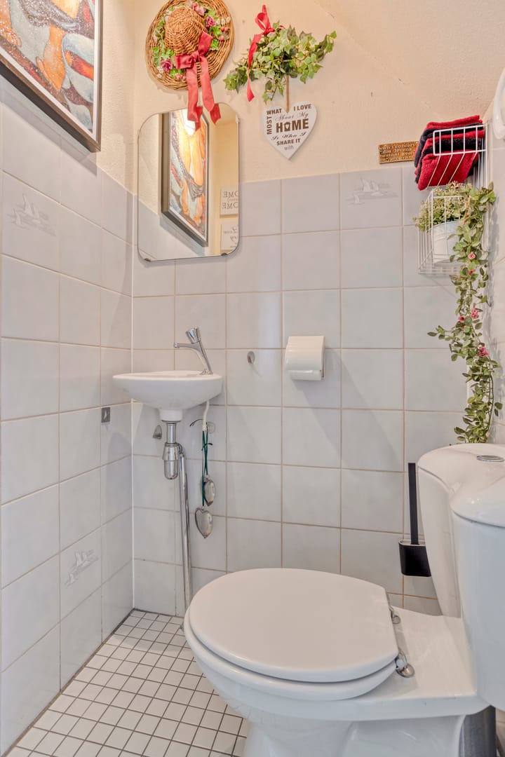 Photo 20 of Brunel 1