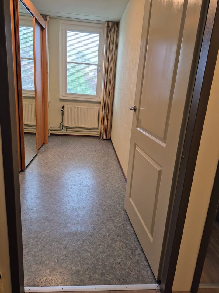 Photo 25 of Brunel 1