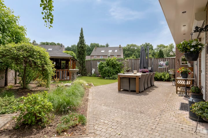 Photo 32 of Brunel 1