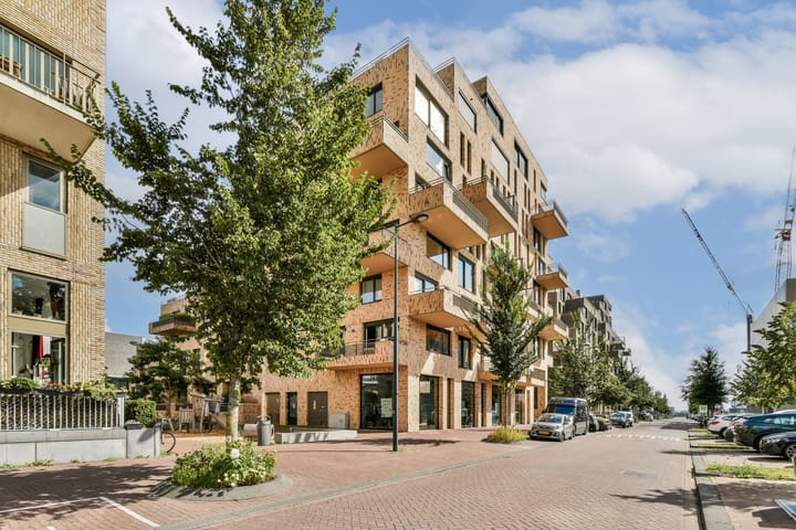 Foto 22 van Faas Wilkesstraat 257