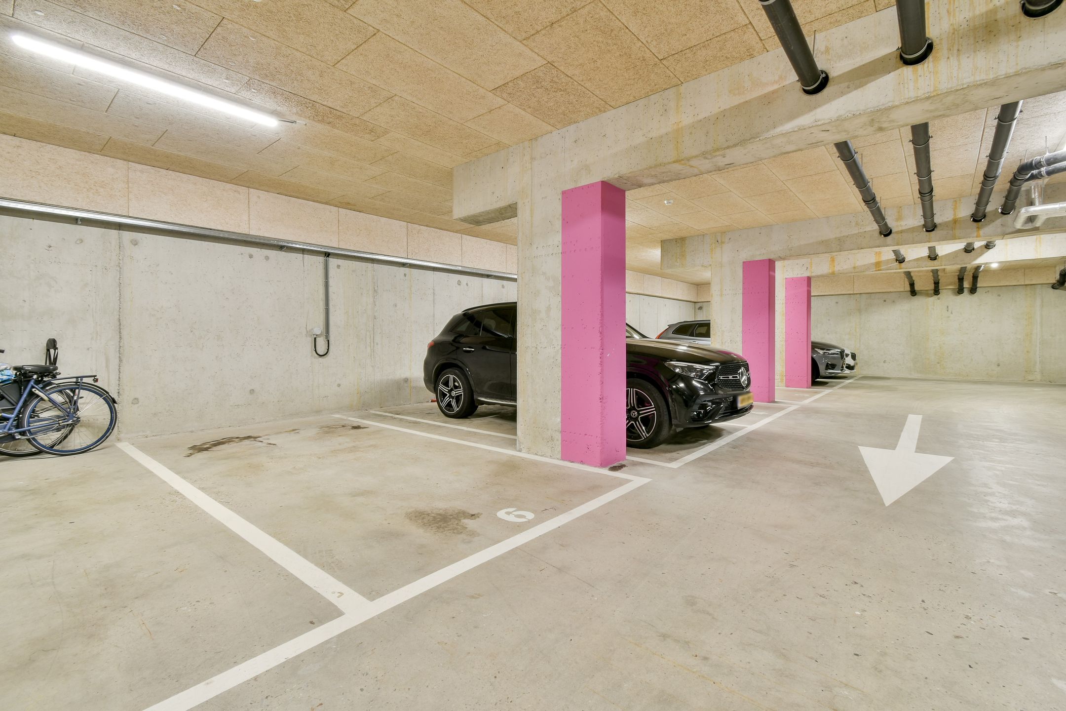 Photo 21 of Faas Wilkesstraat 257