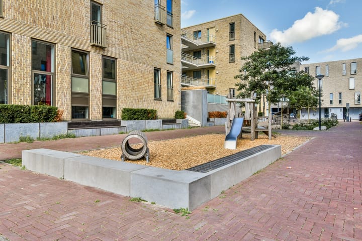 Foto 27 van Faas Wilkesstraat 257