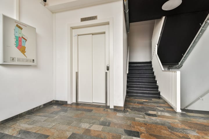 Photo 8 of Prinsesseweg 4-D2