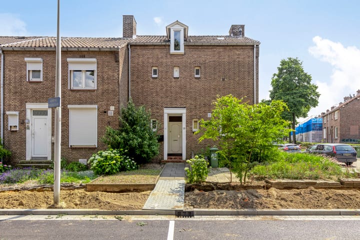 Foto 25 van Generaal Marshall-laan 17