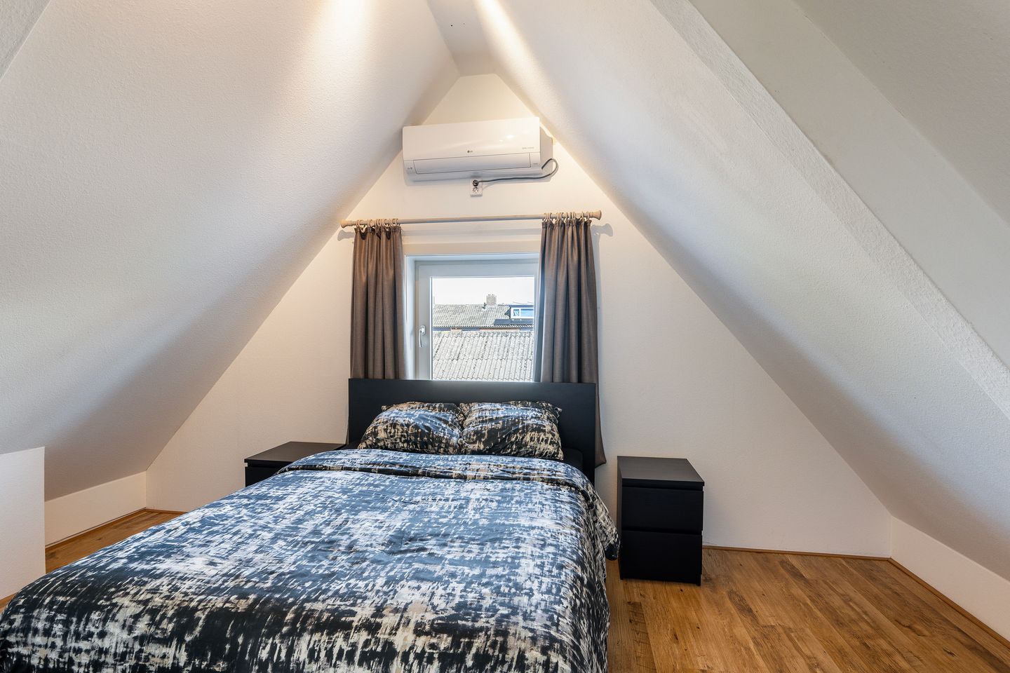 Photo 4 of Prins Hendrikstraat 10